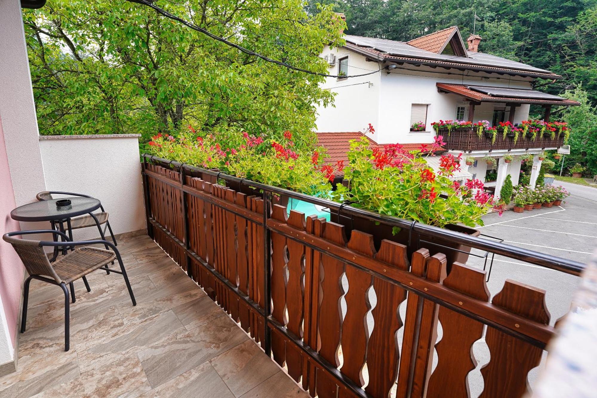 Domacija Bubec Ilirska Bistrica Exterior foto