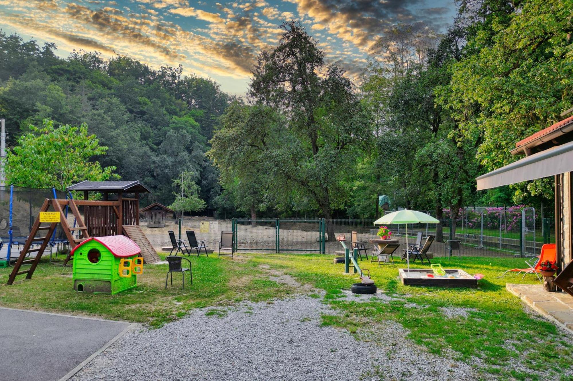 Domacija Bubec Ilirska Bistrica Exterior foto