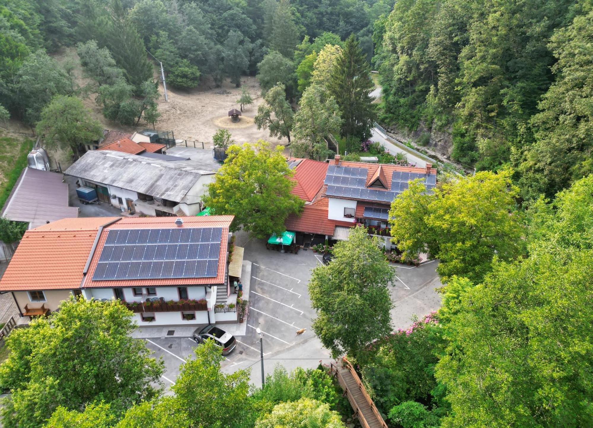 Domacija Bubec Ilirska Bistrica Exterior foto